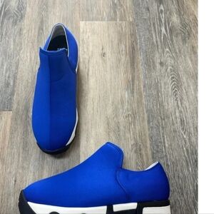 IRI Wes I Outline Blue Low Top Shoes. Womens Size 36.5 (6.5). NWOB Fully Vegan